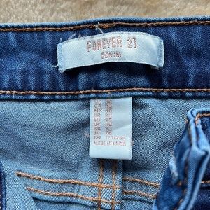 F21 high waist skinny **missing button*